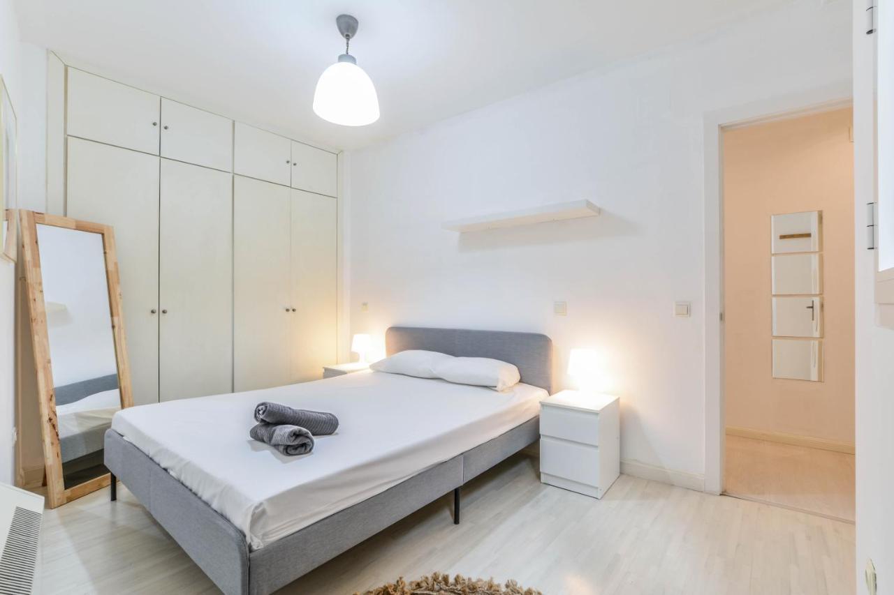 Cava Baja Apartamento Madrid Exterior photo